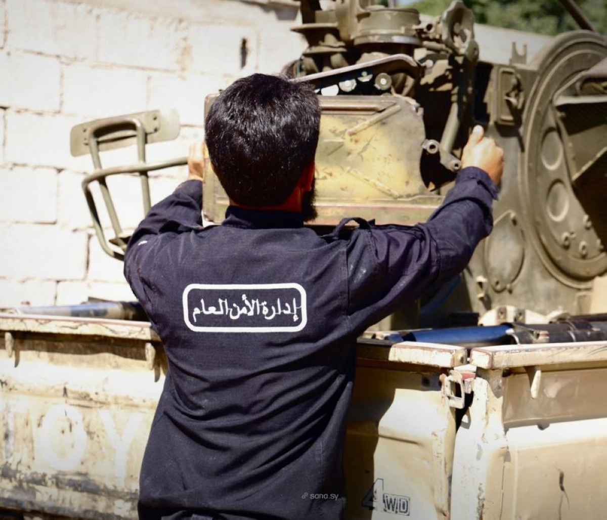 ضبط أسلحة في ريف دمشق ودرعا بواسطة الأمن السوري