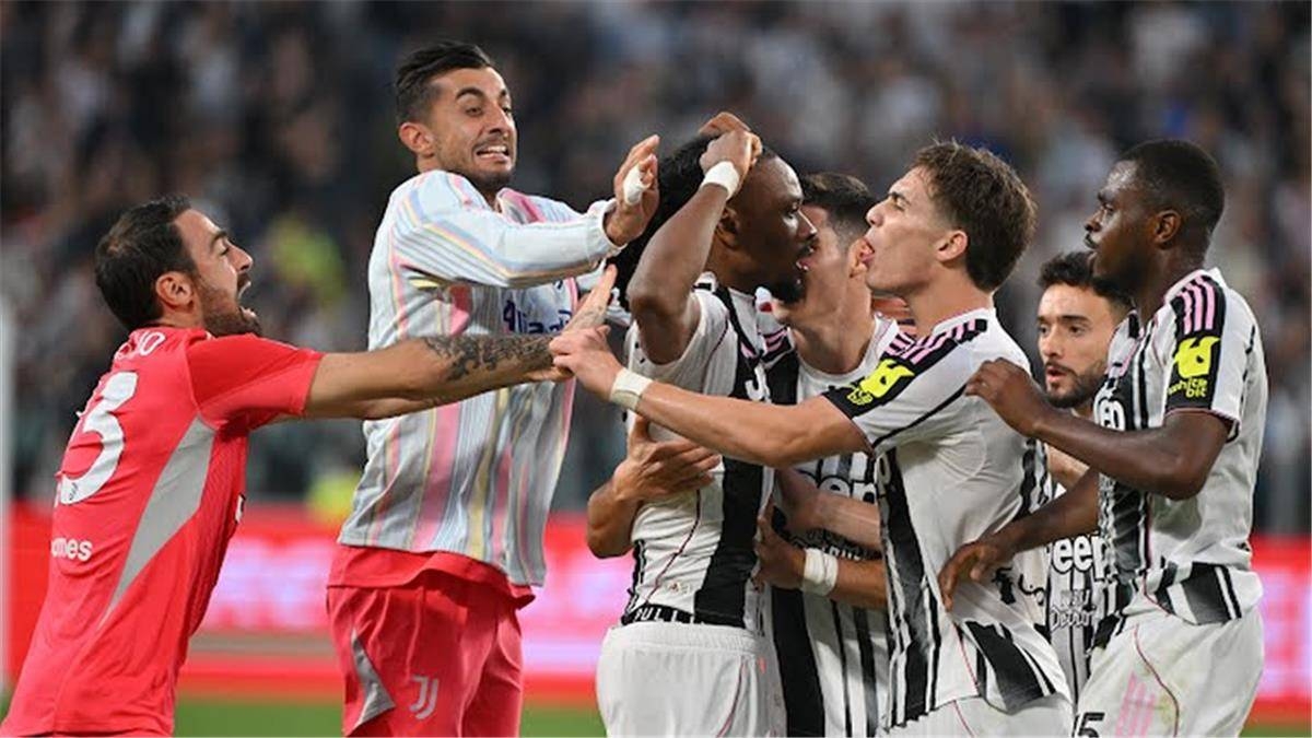 يوفنتوس يواجه دورتموند في تحدي دوري أبطال أوروبا