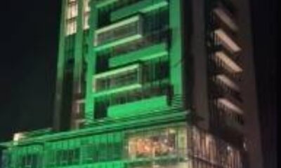 إسلام آباد تحتفل باتفاقية الدفاع مع السعودية بألوان العلمين