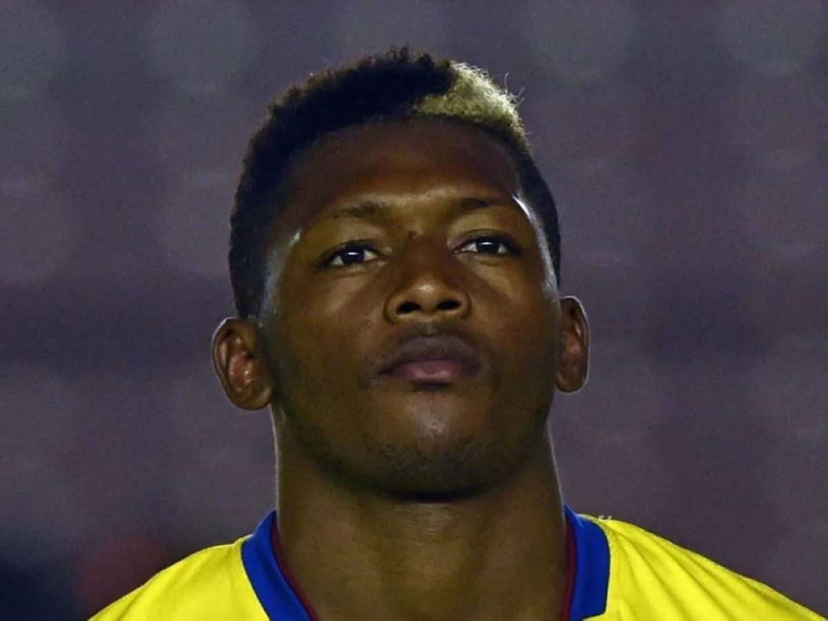 وفاة لاعب إكوادوري في منزله بإسميرالدا: تفاصيل الجريمة