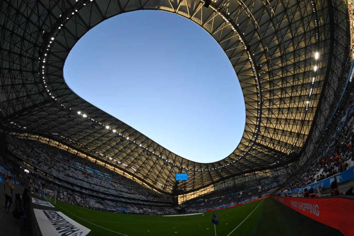 تأجيل مباراة مارسيليا وباريس سان جيرمان بسبب التحذير البرتقالي