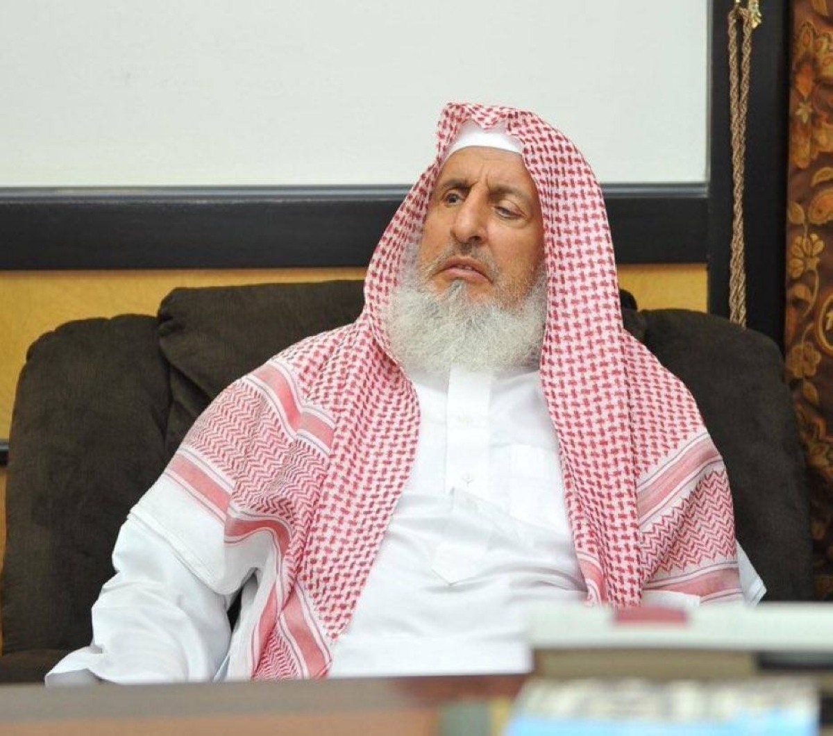وفاة مفتي السعودية عبدالعزيز آل الشيخ: تفاصيل وأسباب