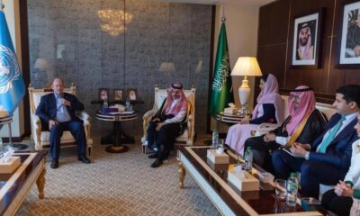 لقاء وزير الخارجية مع السيناتورين الأمريكيين ويلش وكونز