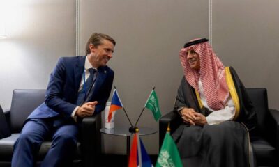 الجبير يبحث العلاقات مع نائب وزير خارجية التشيك