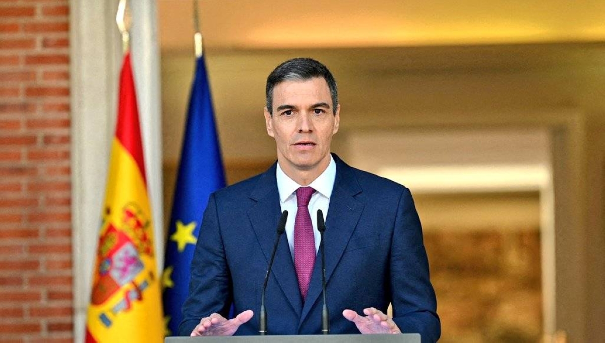 إسبانيا تحظر تصدير الأسلحة لإسرائيل بشكل شامل