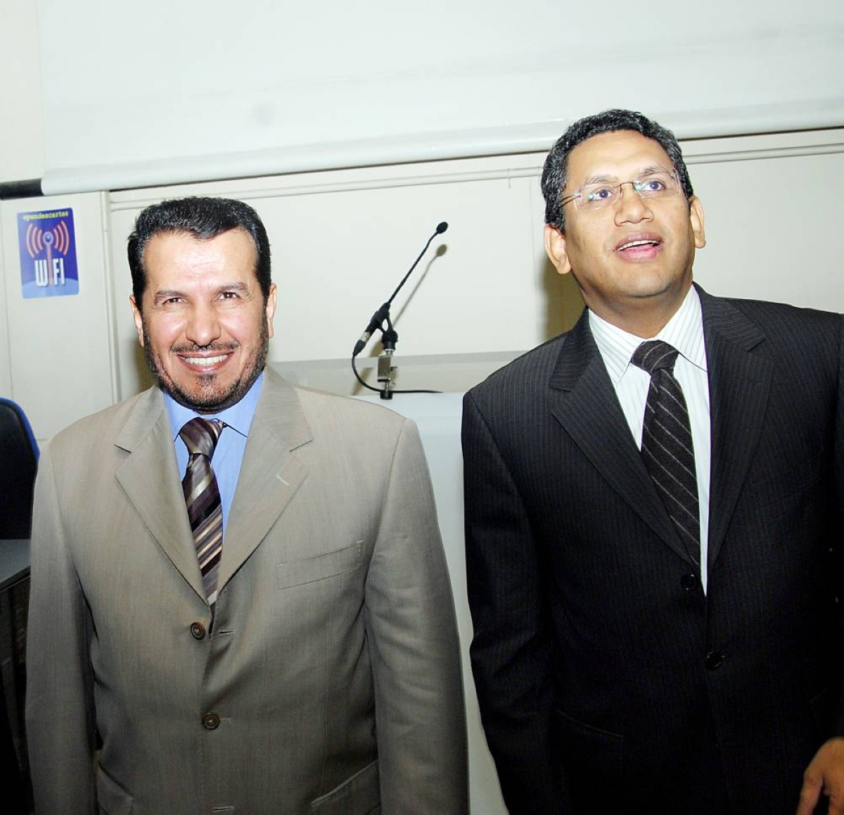 يحيى امقاسم: ذاكرة مريعة وتشبيه ساق الغراب بمدن الملح