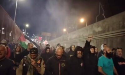 جنوة تحتفل بوقف السفينة الإسرائيلية المثيرة للجدل