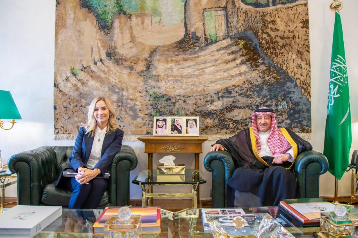 الخريجي ووزيرة سويسرا يناقشان تعزيز العلاقات الثنائية