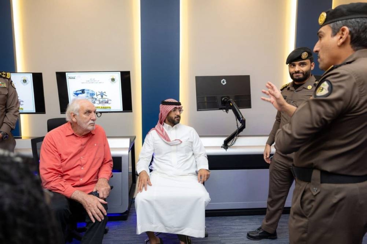 تركي آل الشيخ يكشف عن فيلم عالمي بإخراج فيليب نويس