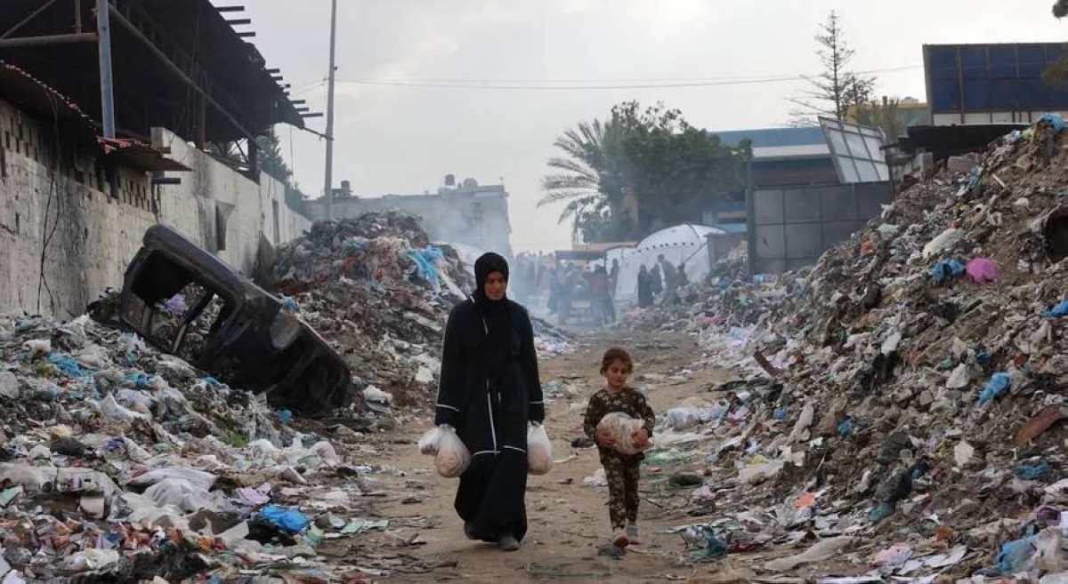 حصار غزة: مأساة إنسانية وأمل مفقود في ظل الصراع
