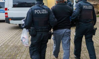 ألمانيا تتهم 3 أجانب بدعم حماس بعد اعتقالهم