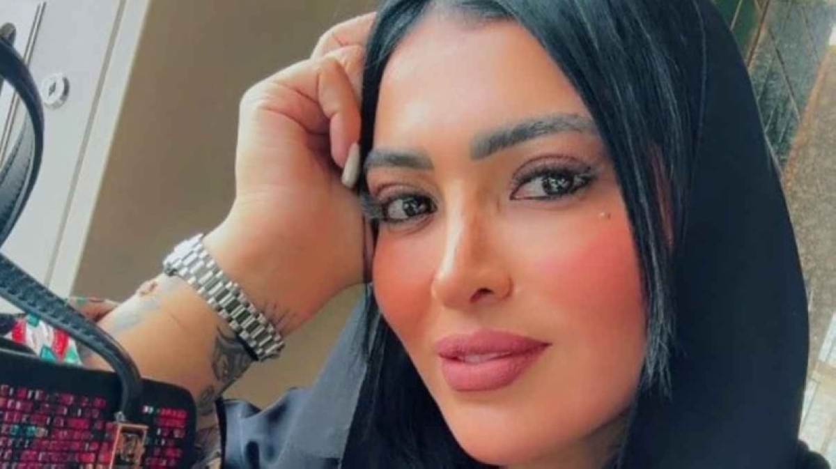 طليقة مكي تقاضي قناة فضائية بسبب حياتها الشخصية