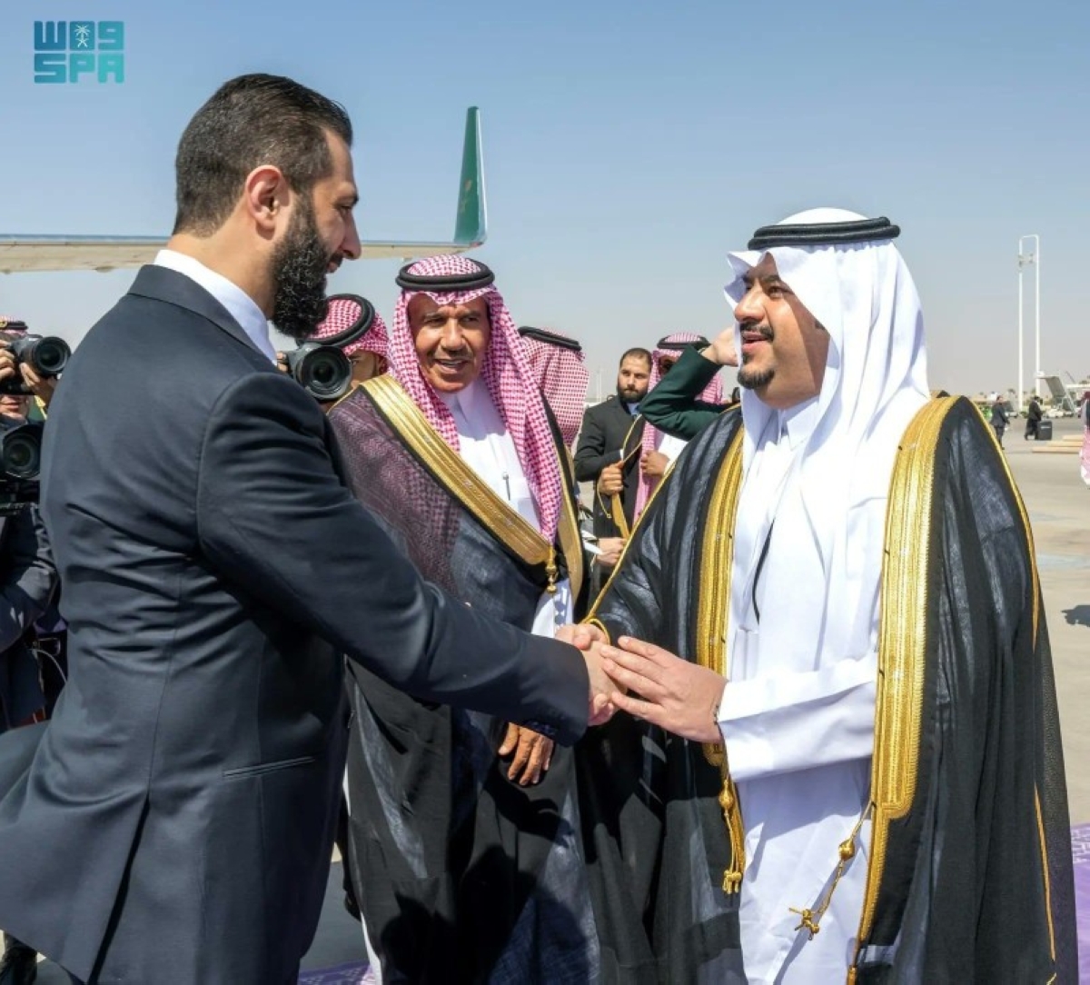 الرئيس السوري يزور الرياض ونائب أمير المنطقة يستقبله