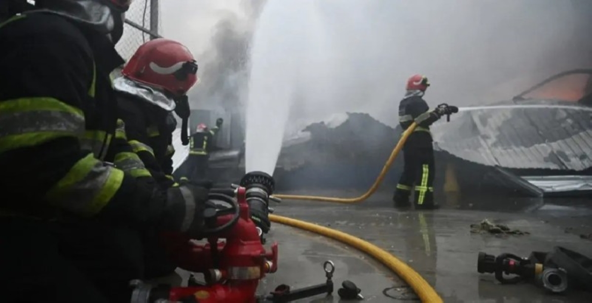 زيلينسكي يحث ترمب على مواجهة الصين قبل فوات الأوان