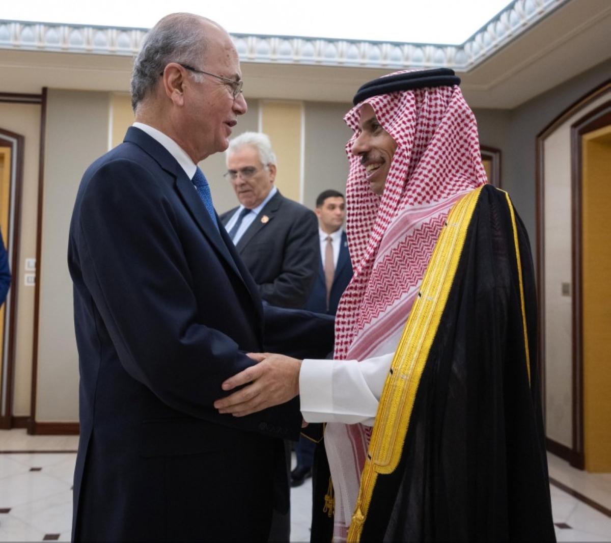 نقاشات حول أوضاع غزة والضفة بين رئيس وزراء فلسطين ووزير الخارجية