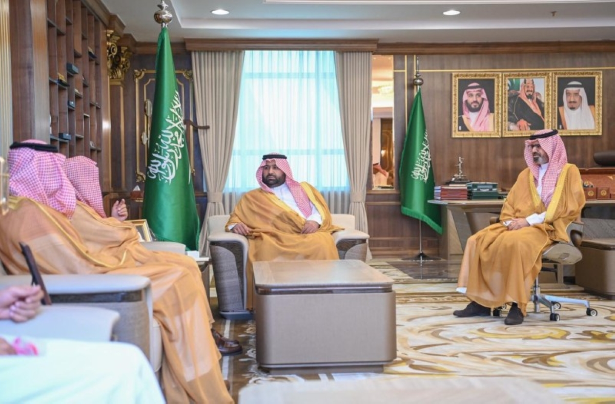 أمير جازان يلتقي رئيس محكمة الاستئناف لتعزيز التعاون