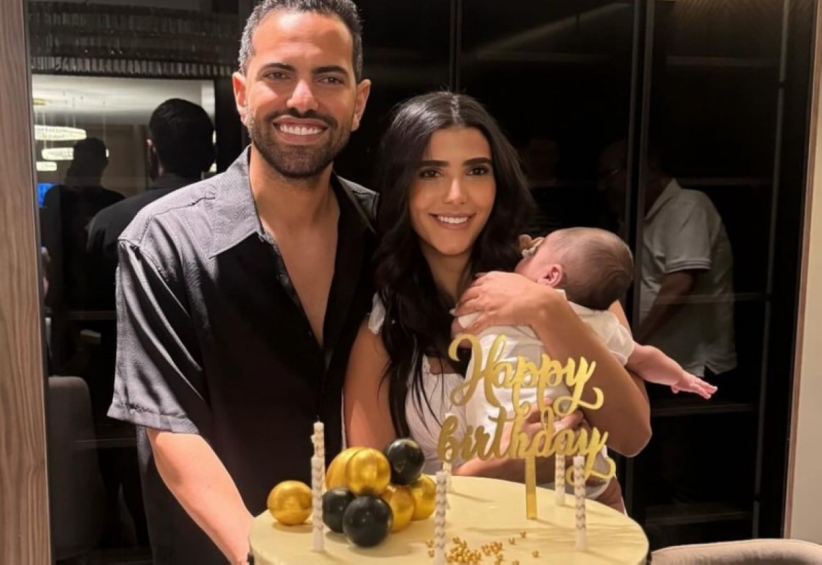 إصابة خطيرة لنجل ريم سامي في الرأس بعد سقوط مؤلم