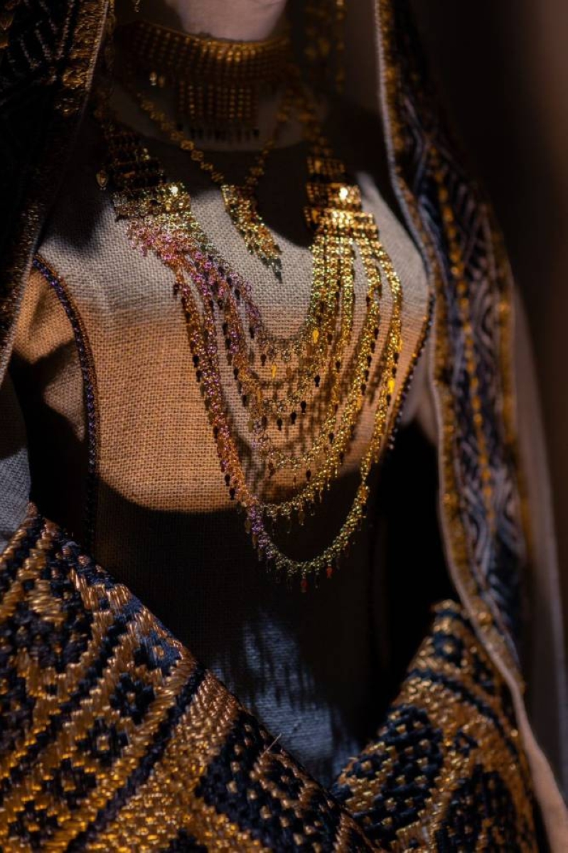 اكتشف معرض خيوط الهوية في أسبوع الموضة بالبندقية