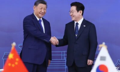 "دبلوماسية الهاتف: تحليل الرسائل السياسية الخفية"