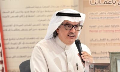 تجنب الكتّاب للنقد المهني: حماية من مضايقات العمل