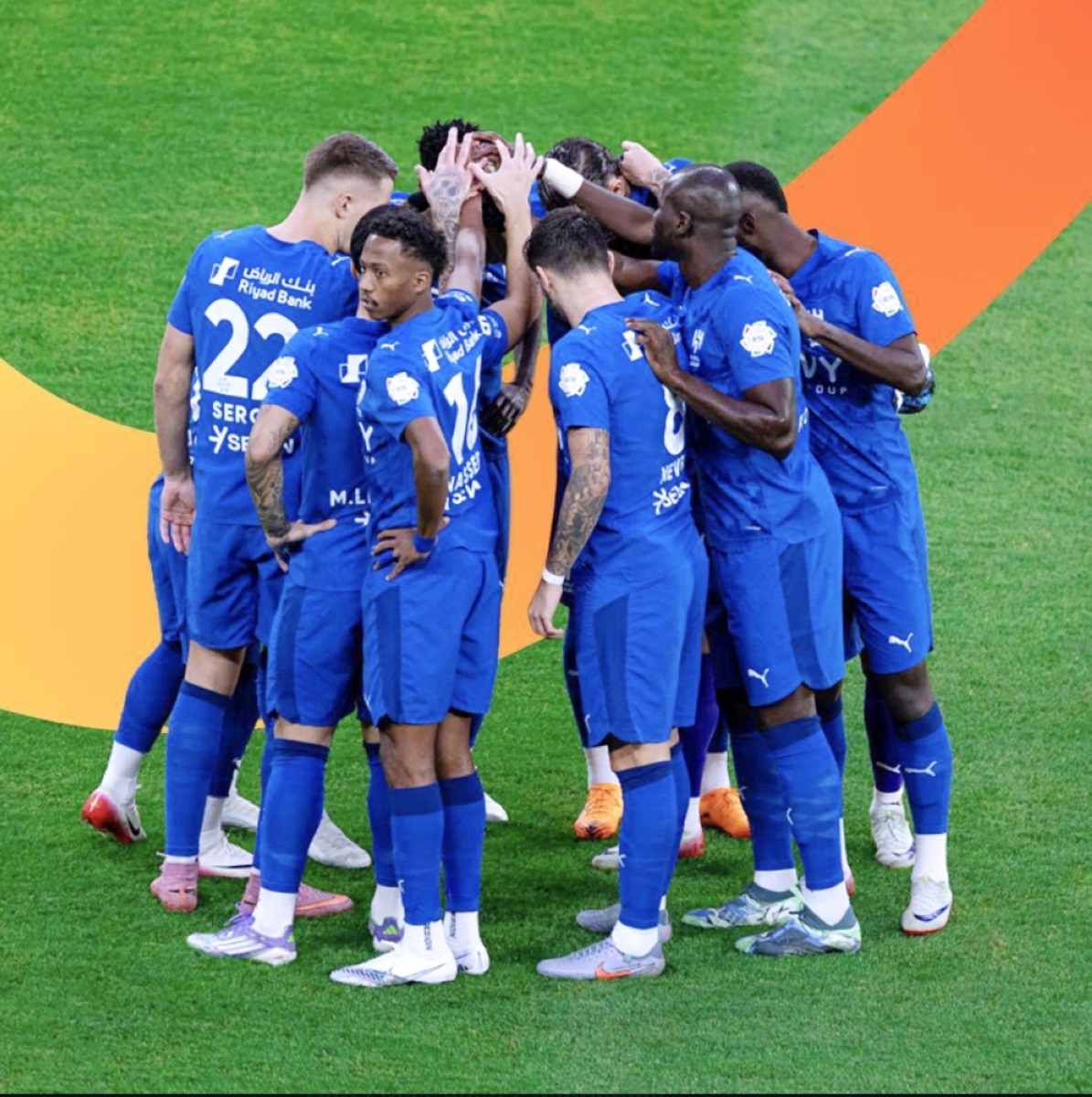 الهلال يسعى للفوز على الغرافة في مباراة حاسمة