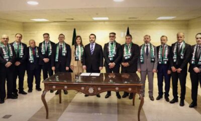 استيعاب دبلوماسيين منشقين عن الأسد بأمر الشيباني