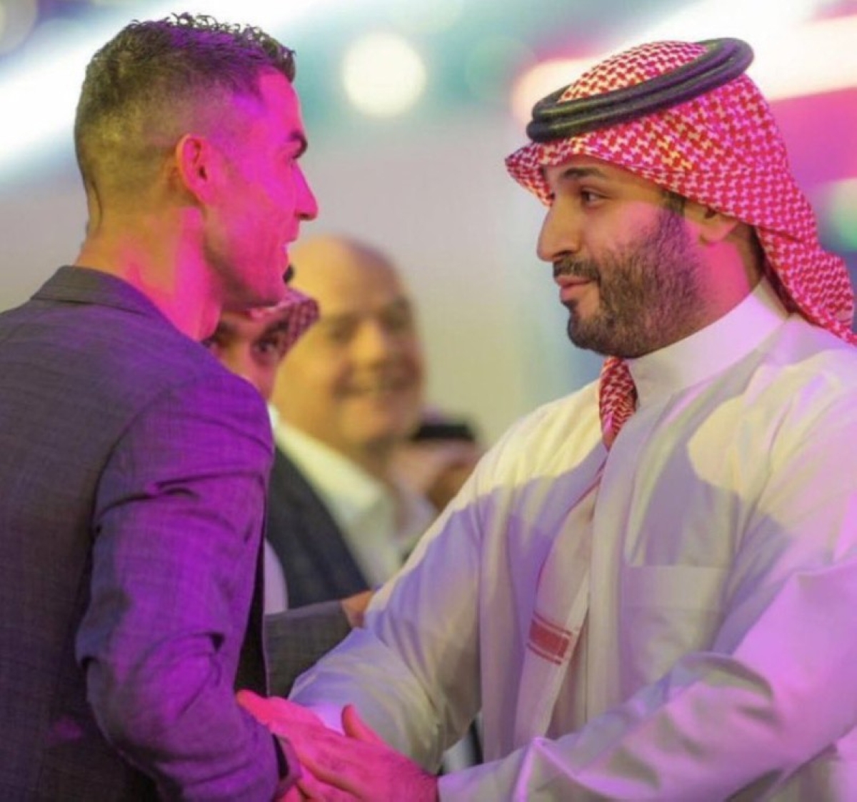 رونالدو يشيد بمحمد بن سلمان: وجودي بالسعودية بفضله