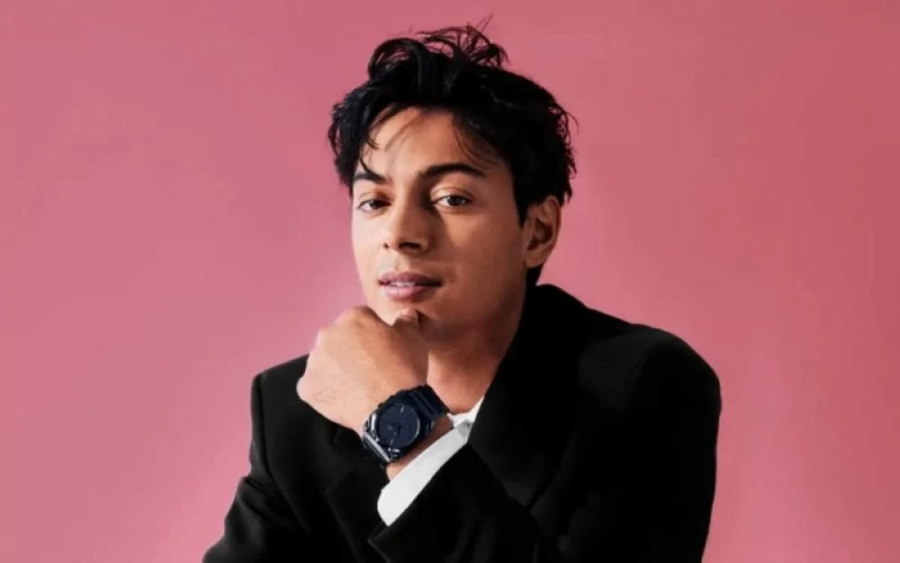 مشعل تمر يطلق ألبومه الجديد في أول حفل له بمصر