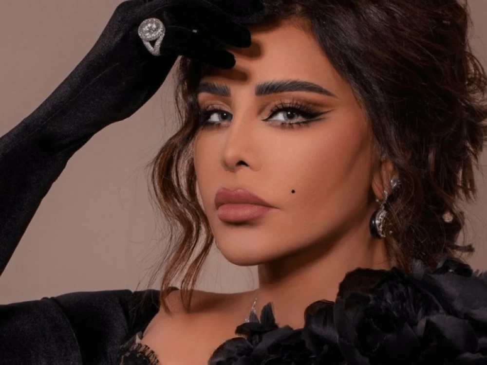 أحلام تقدم 100 ألف درهم لدعم الرجل: تفاصيل مثيرة