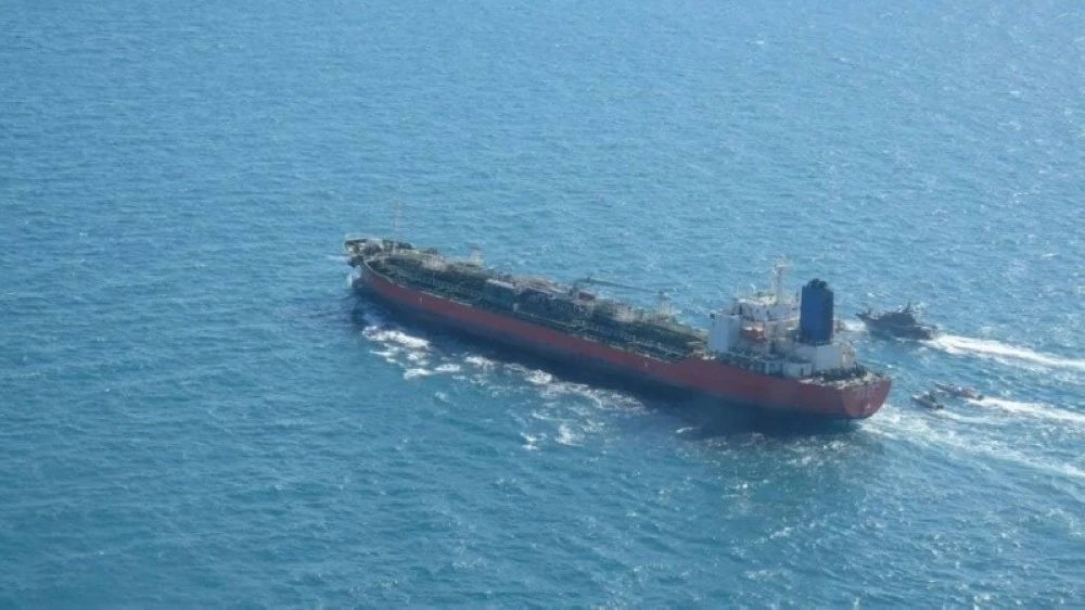 تفاصيل جديدة حول حادثة ناقلة النفط في خليج عمان