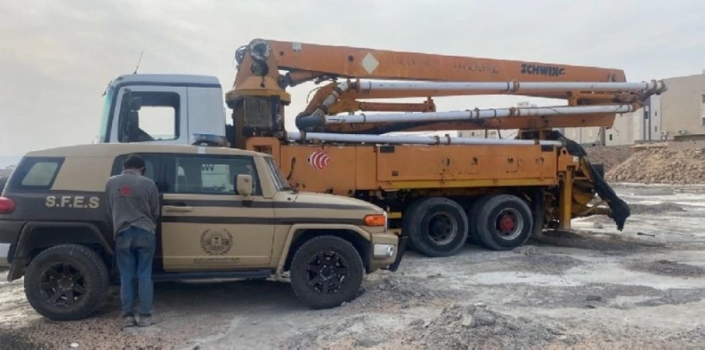 مقيم يلوث البيئة بتفريغ خرسانة: ضبط وتفاصيل الحادثة