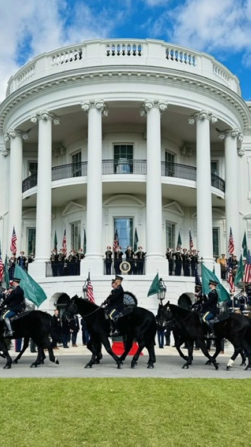 استقبال ولي العهد بتكريم رفيع في البيت الأبيض