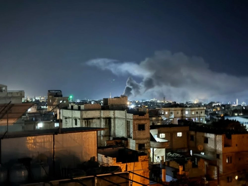 قصف إسرائيلي على مخيم عين الحلوة بلبنان: قتلى وجرحى