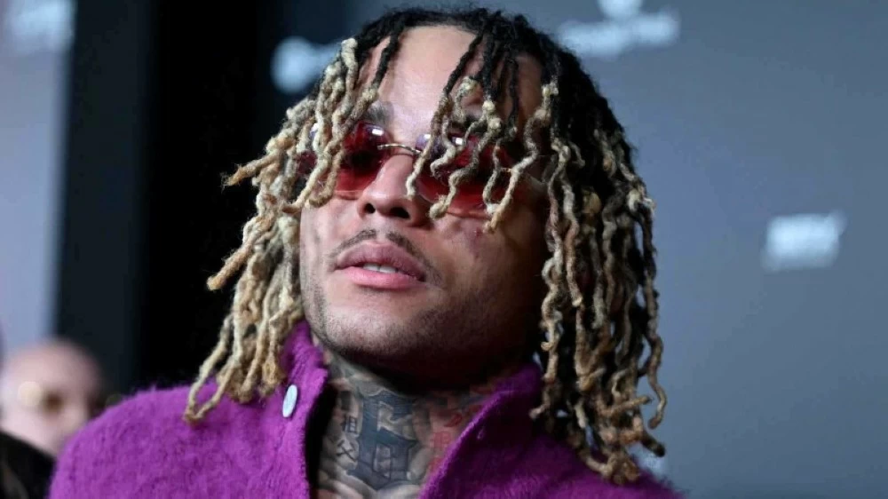 رابر فرنسي يعذب معجباً شاباً لمدة ساعتين