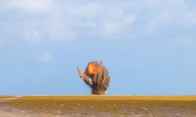 مسام السعودي يزيل 4100 لغم وقنبلة في باب المندب