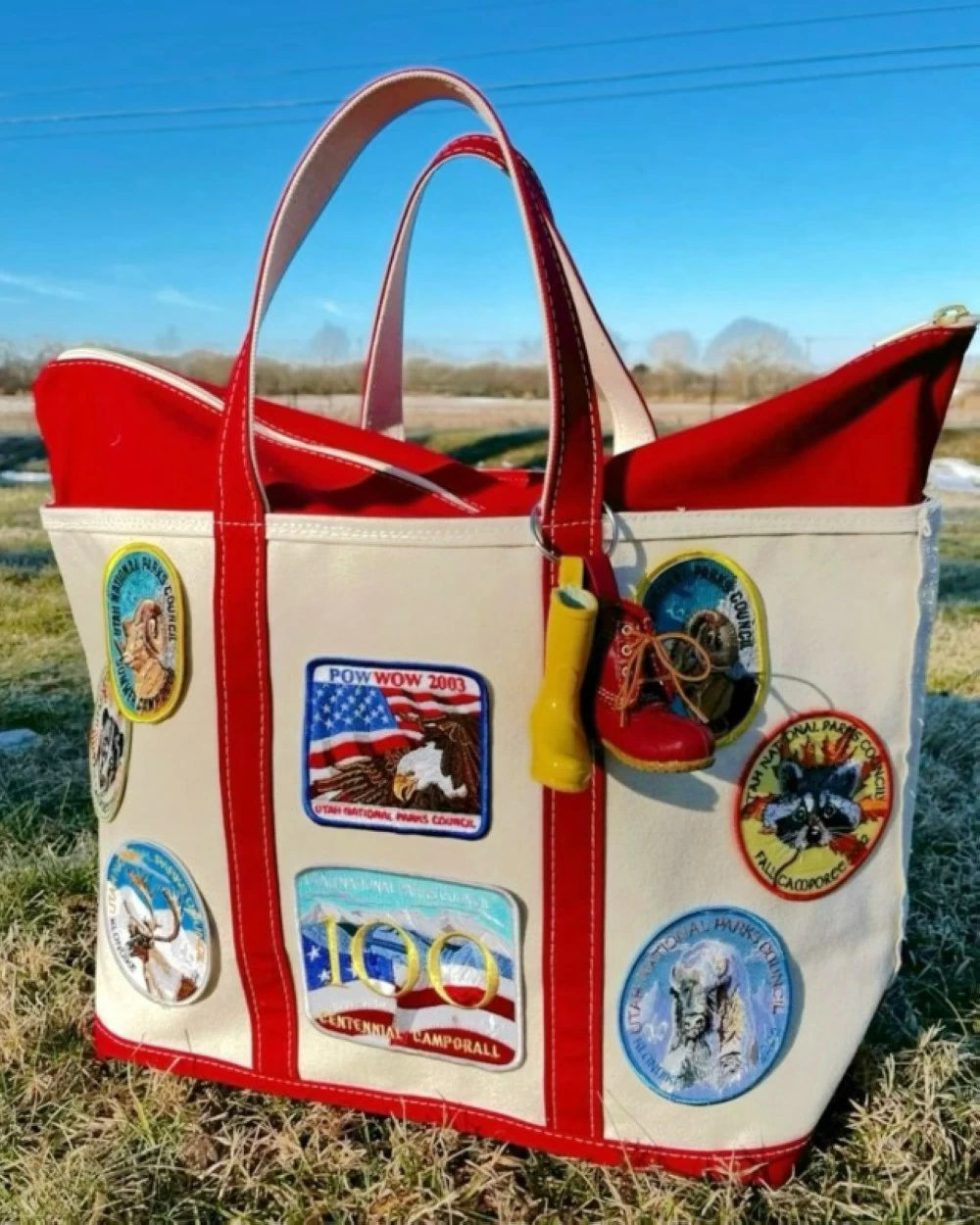 عودة شنطة التوت باغ: الأناقة والعملية في تصميم واحد