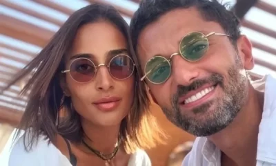 كريم محمود عبد العزيز يعلن انفصاله عن زوجته