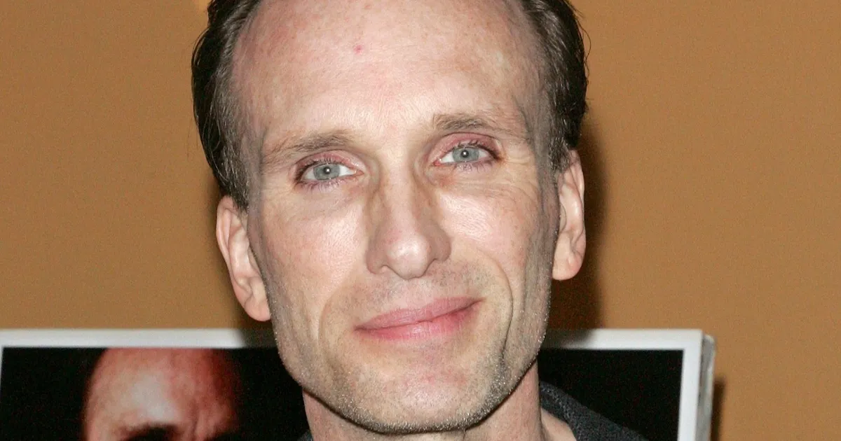 وفاة الممثل بيتر جرين عن 60 عاماً.. نجم Pulp Fiction و The Mask