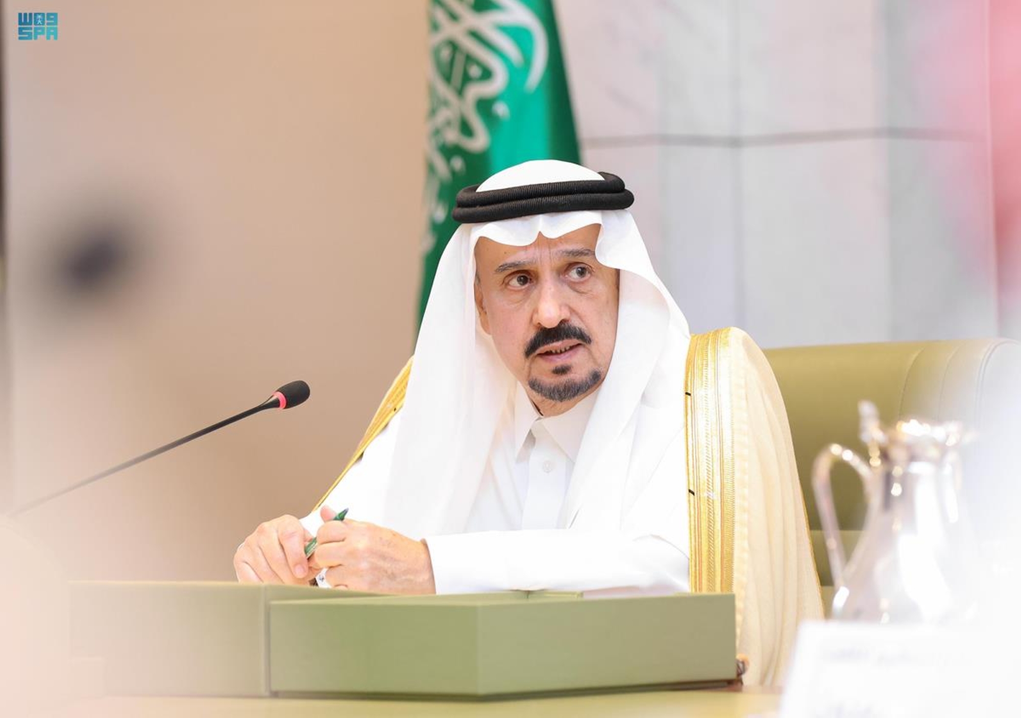 أمير الرياض يوجه بسرعة رفع تقارير الحالة المطرية بالمنطقة