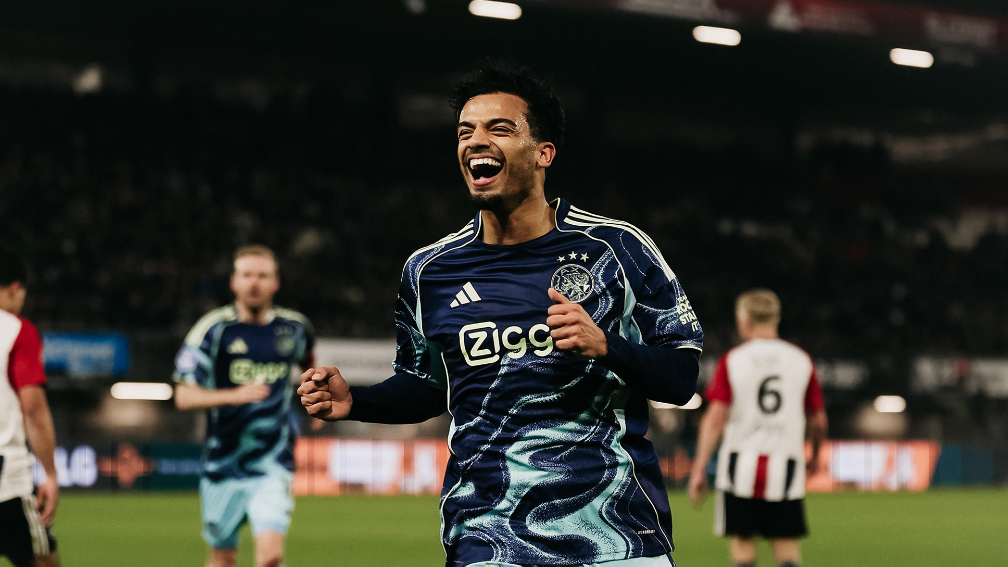 أياكس يتأهل في كأس هولندا بفوز كاسح 7-2 على إكسلسيور