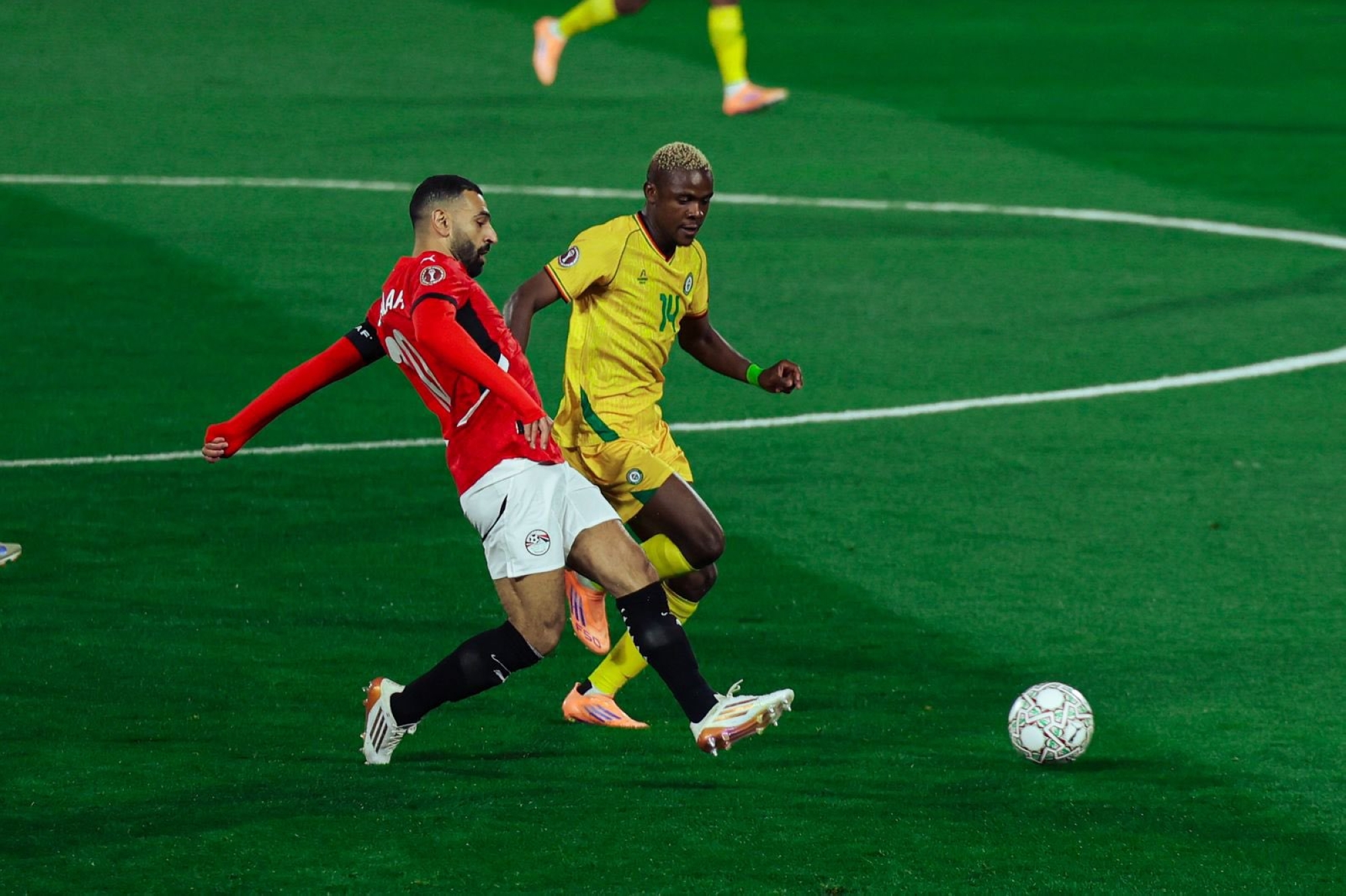 صلاح يقود مصر لريمونتادا مثيرة ضد زيمبابوي بكأس أمم أفريقيا