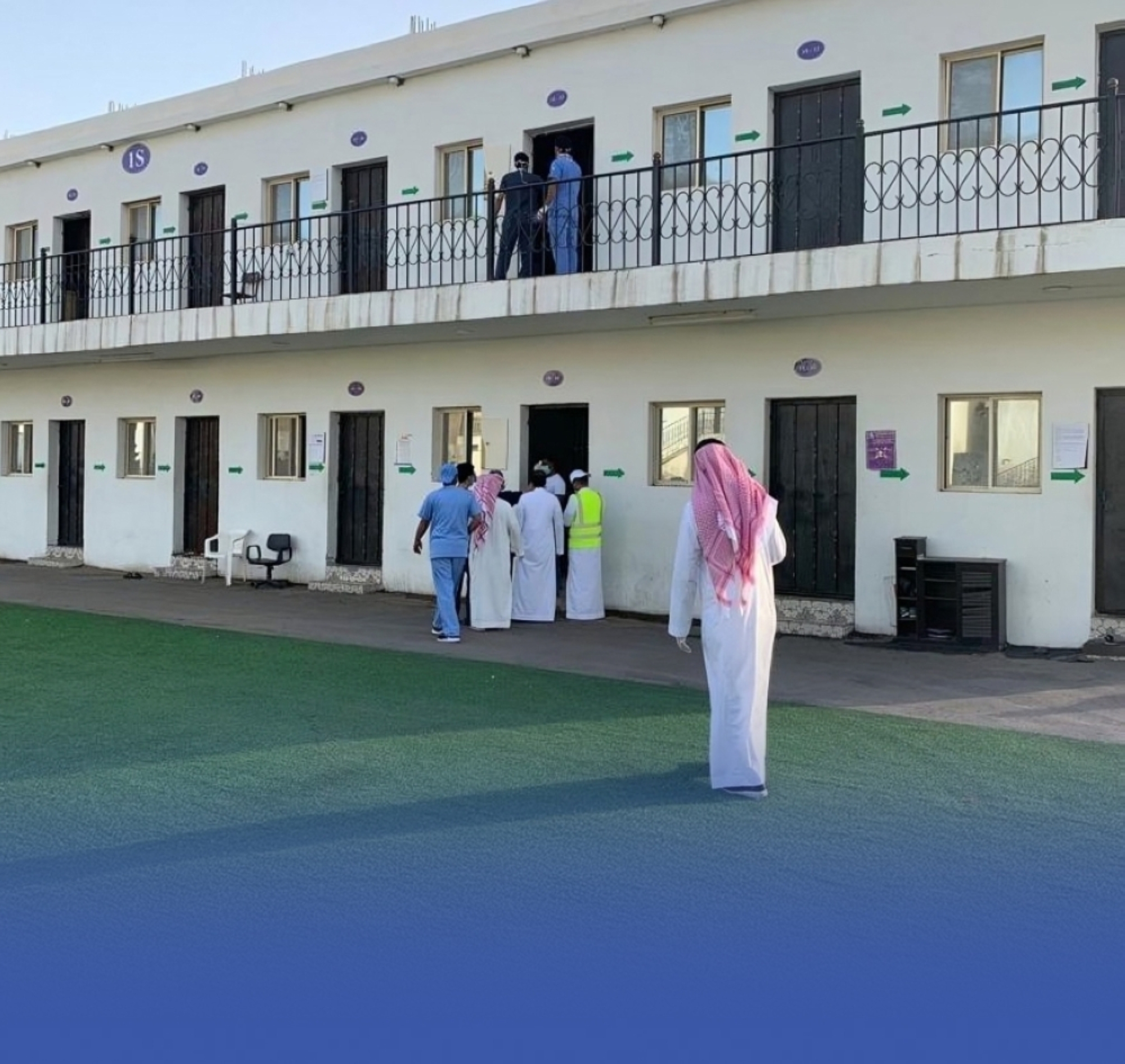 تنظيم السكن الجماعي للعمالة في السعودية عبر منصتي بلدي وقوى