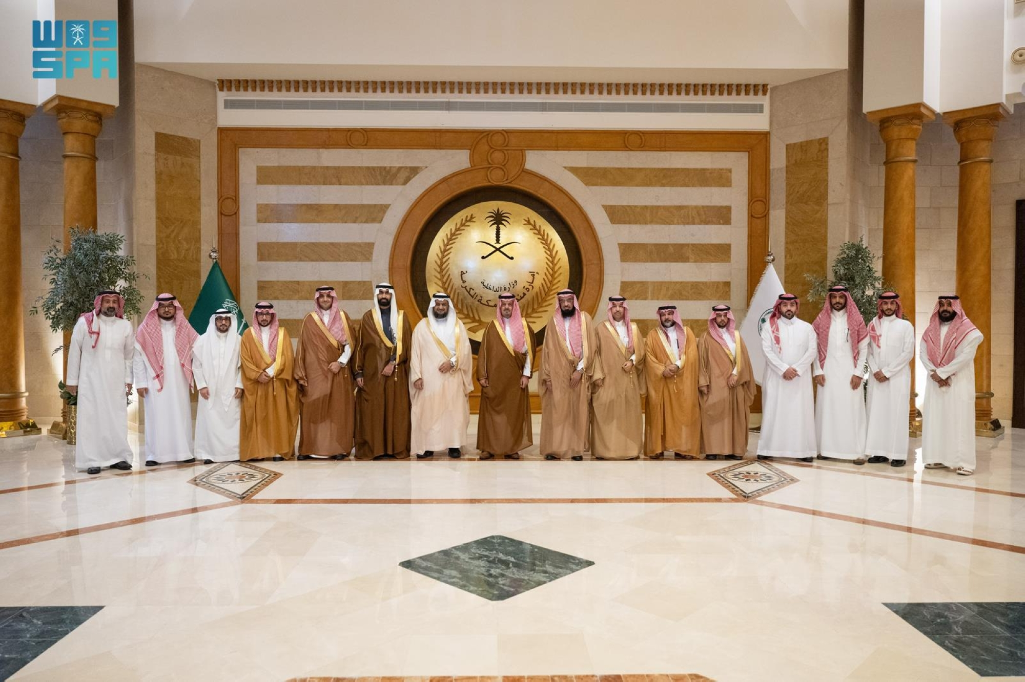 تسليم مساكن تبرع ولي العهد بمكة لـ 643 أسرة مستحقة