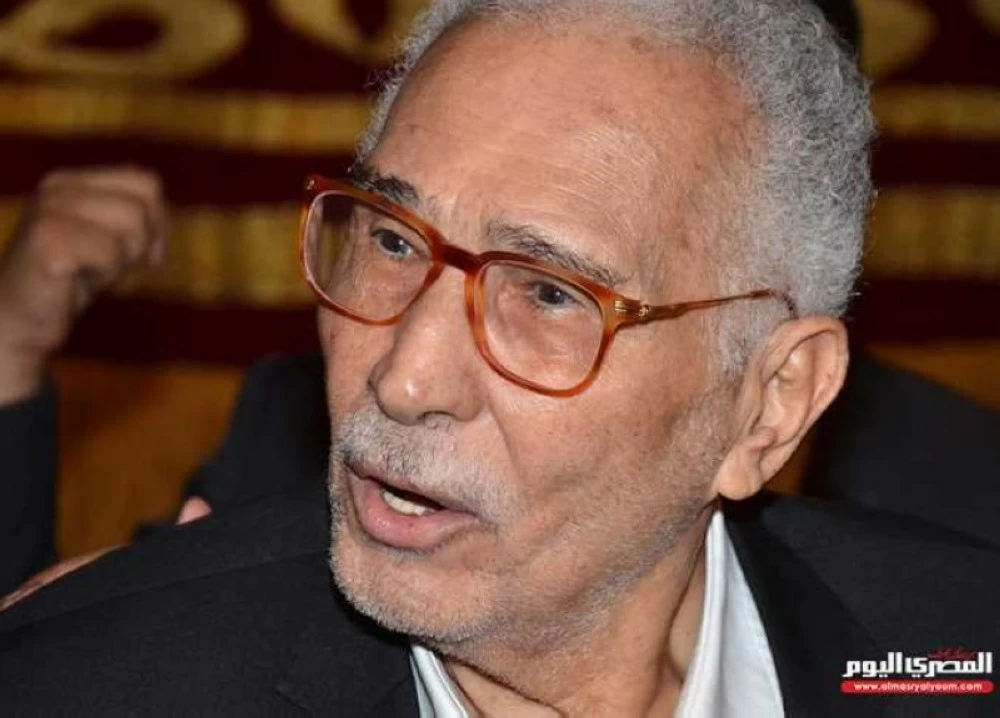 أزمة معاش عبد الرحمن أبو زهرة: الضرائب تحجز على راتبه