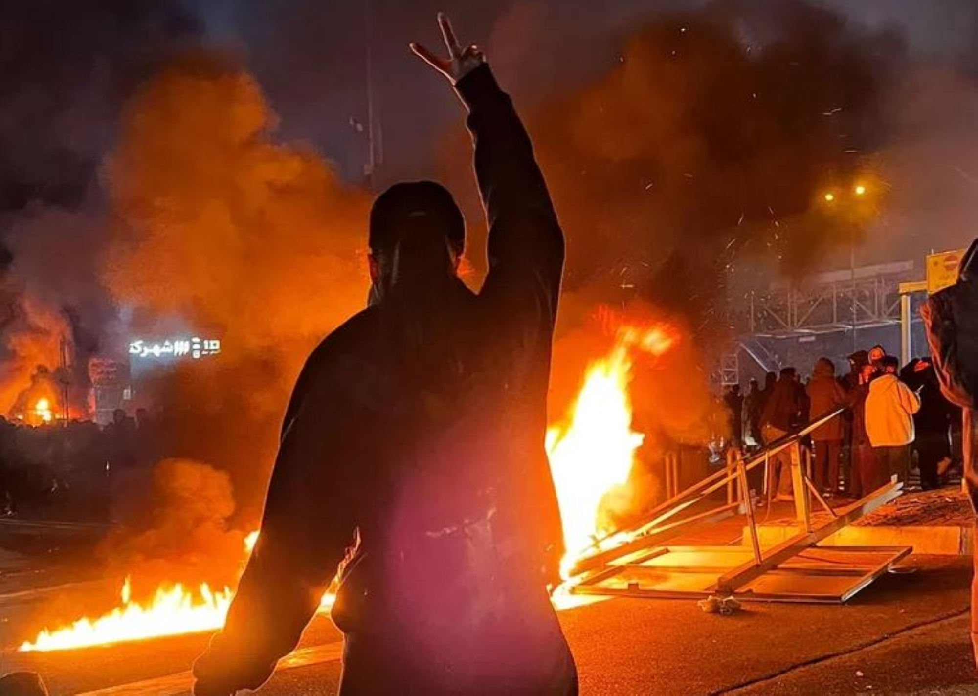 حادث دهس محتجين إيرانيين في لوس أنجلوس وتداعياته السياسية