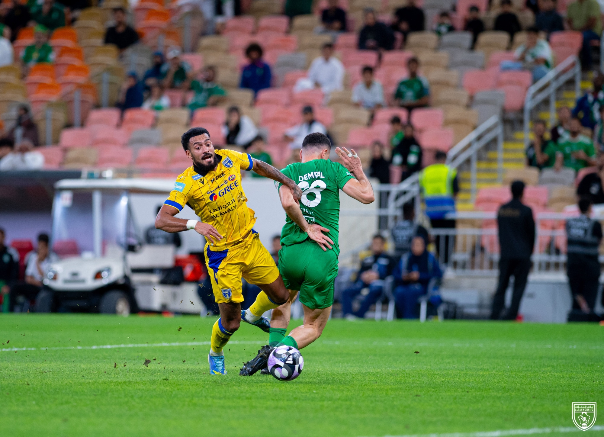 بيان نادي التعاون ضد التحكيم في دوري روشن السعودي