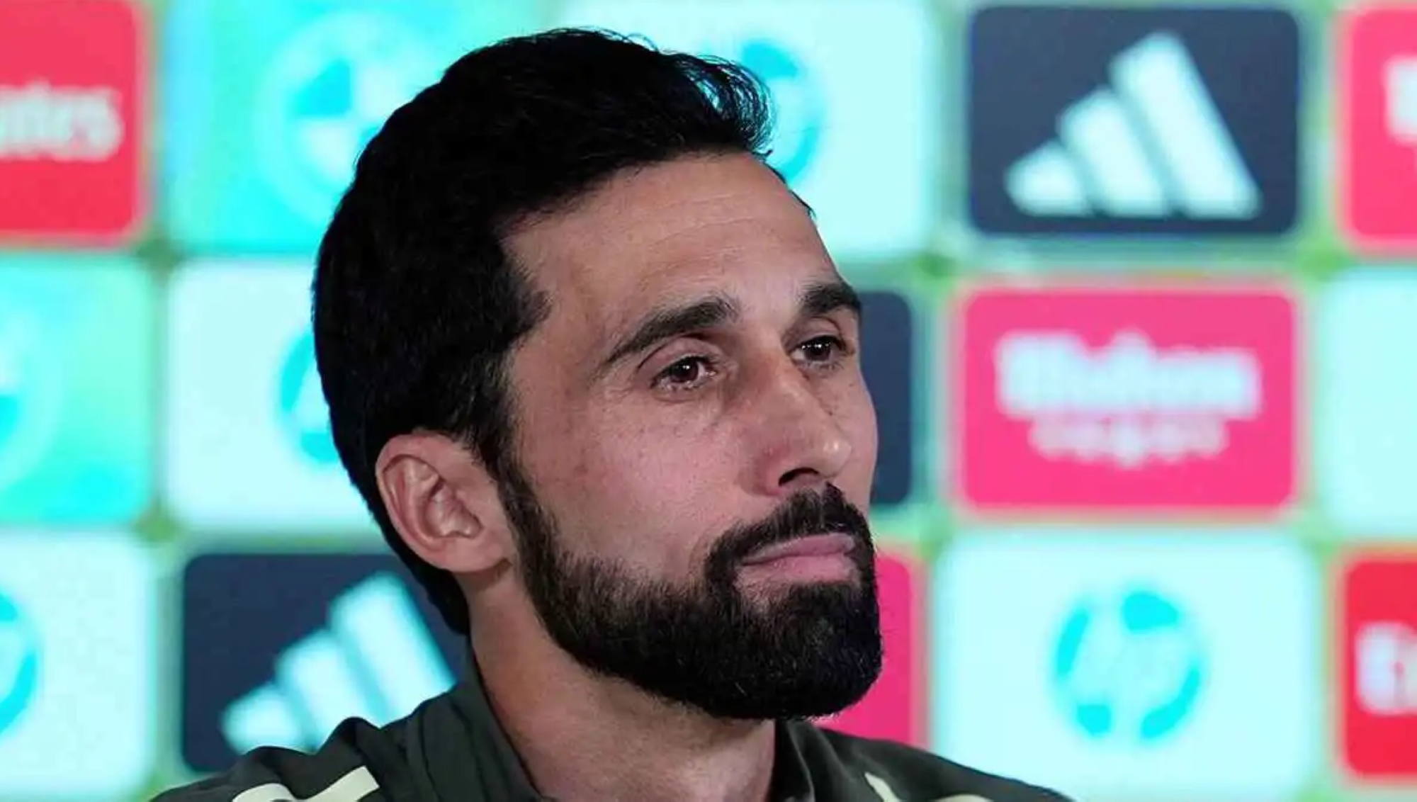 ألفارو أربيلوا: مستقبل تدريب ريال مدريد بعد نجاحاته بالأكاديمية