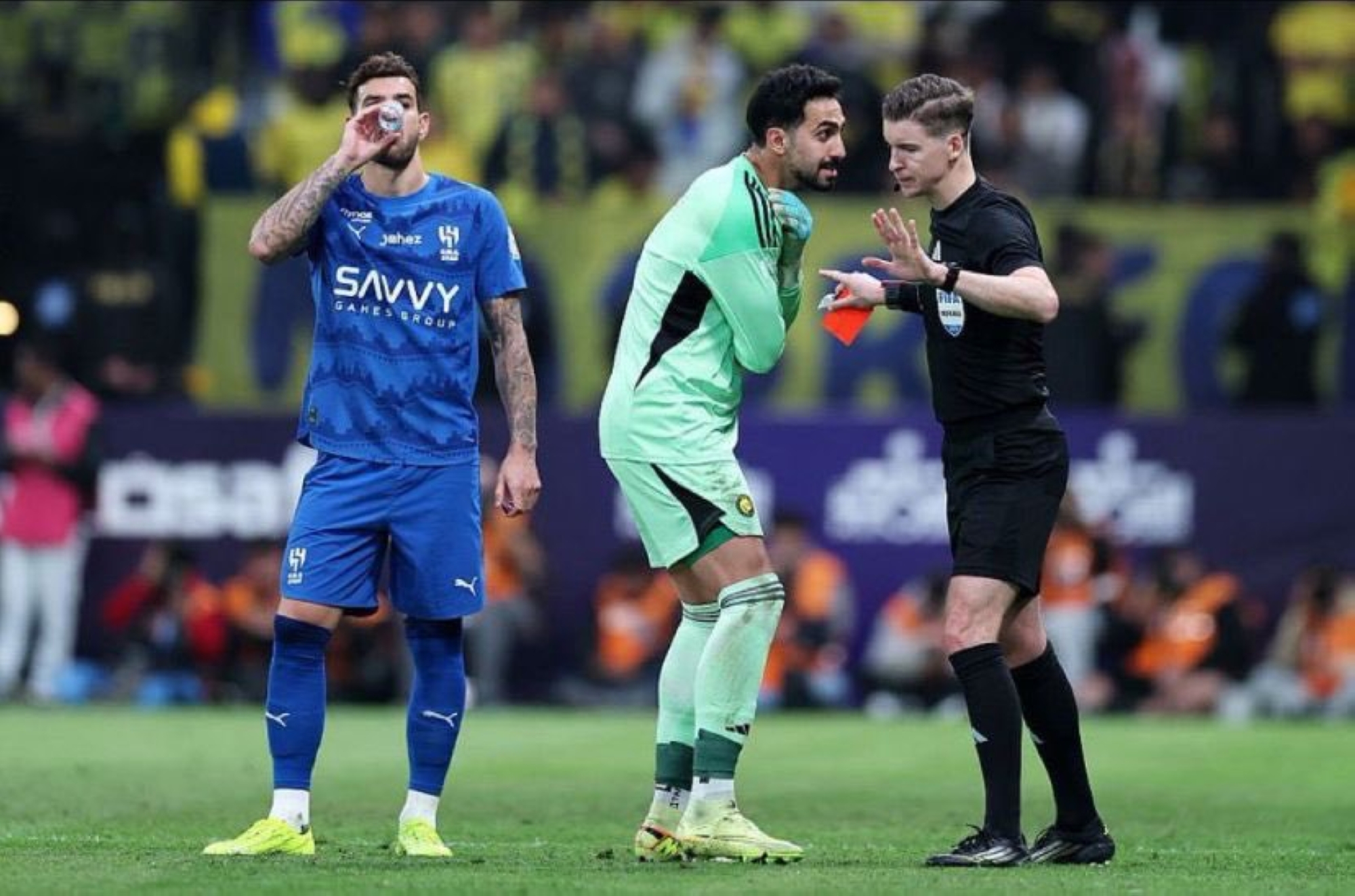 إيقاف حارس النصر نواف العقيدي مباراتين بعد ديربي الرياض