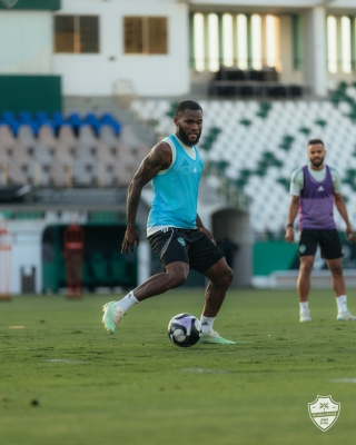 عودة كيسيه لتدريبات الأهلي بعد تتويجه بكأس أفريقيا