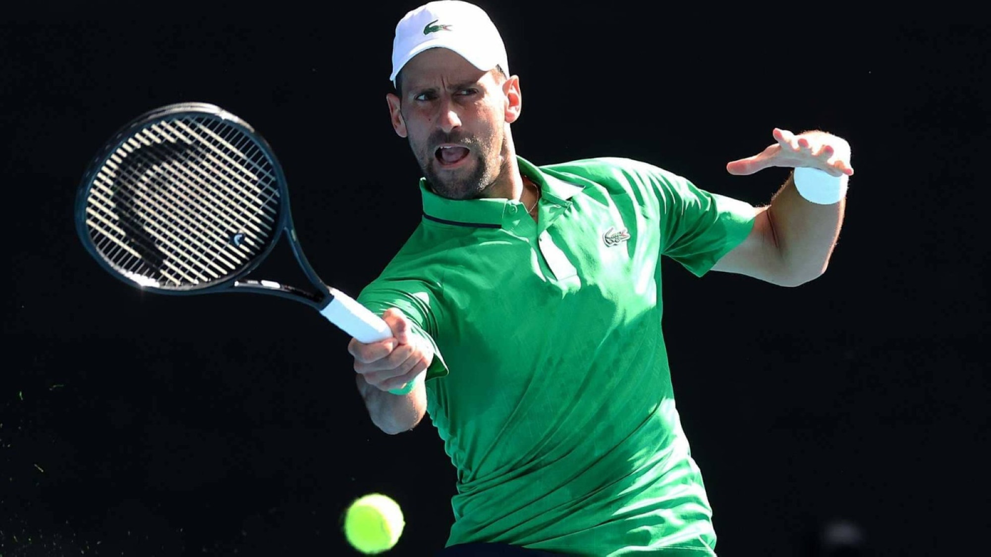 ديوكوفيتش يتحدى الجيل الجديد قبل بطولة أستراليا المفتوحة